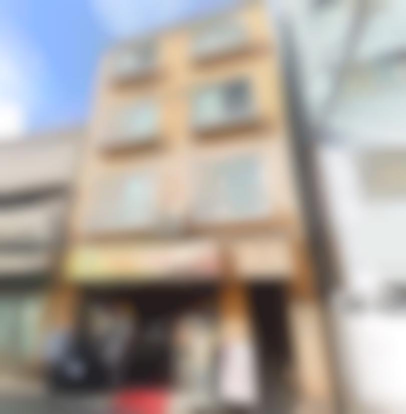 満室稼働中☆店舗付き共同住宅