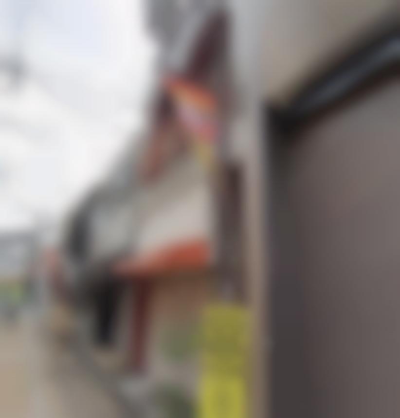 商店街沿い　一棟売り店舗ビル　自己使用可能