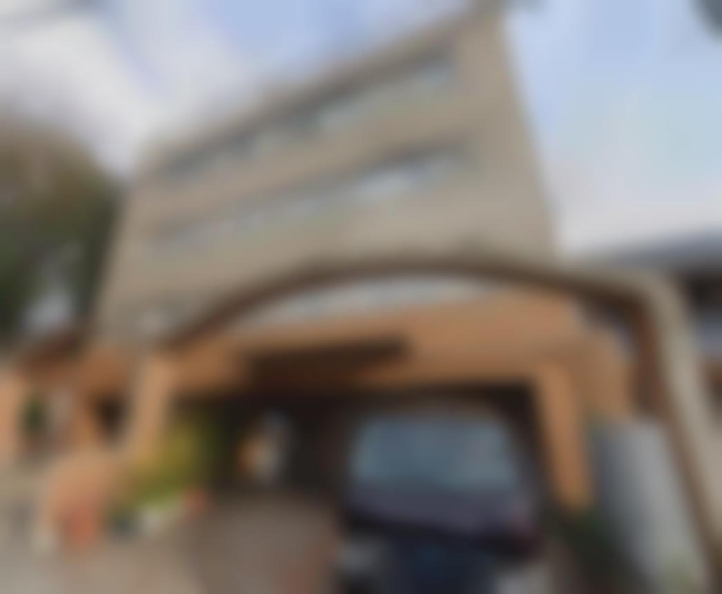 旧リハビリテーション施設◇借地権付き